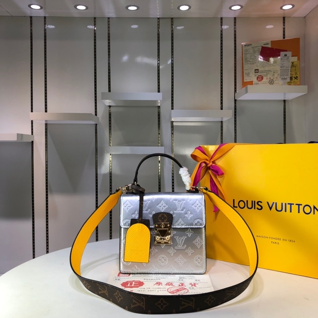 Louis Vuitton Spring Street Bag Code: M90375
