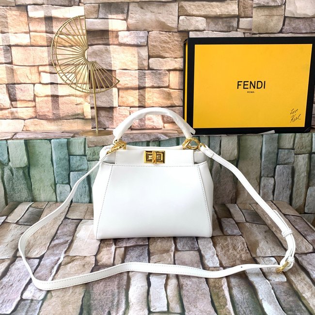 Fendi Handbag Code: F8Bn244