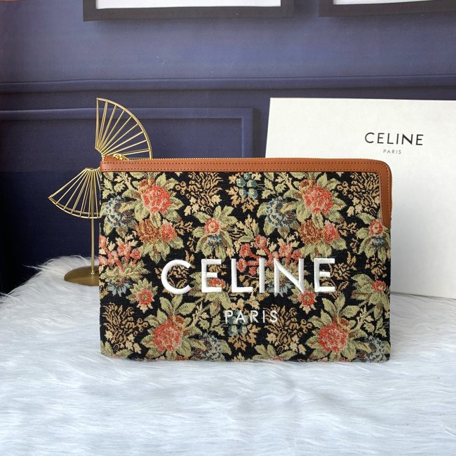 Celine Maillon Triomphe Large Clutch Code: S10B80