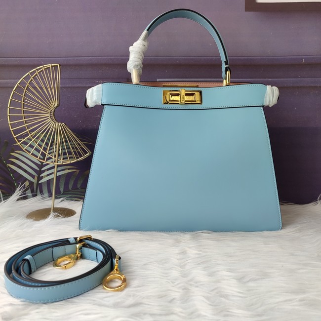 Fendi Lconic Peekaboo Iseeu Small Bag Code: 8Bn327