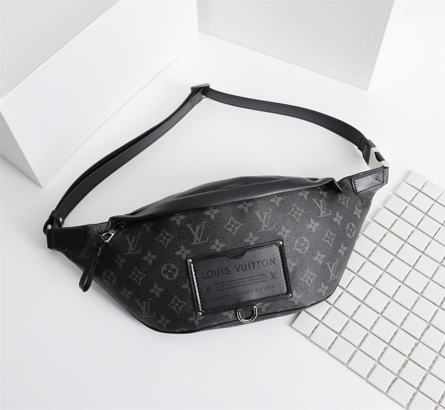 Louis Vuitton Discovery Belt Bag Code: M95055