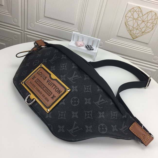 Louis Vuitton Discovery Belt Bag Code: M95055