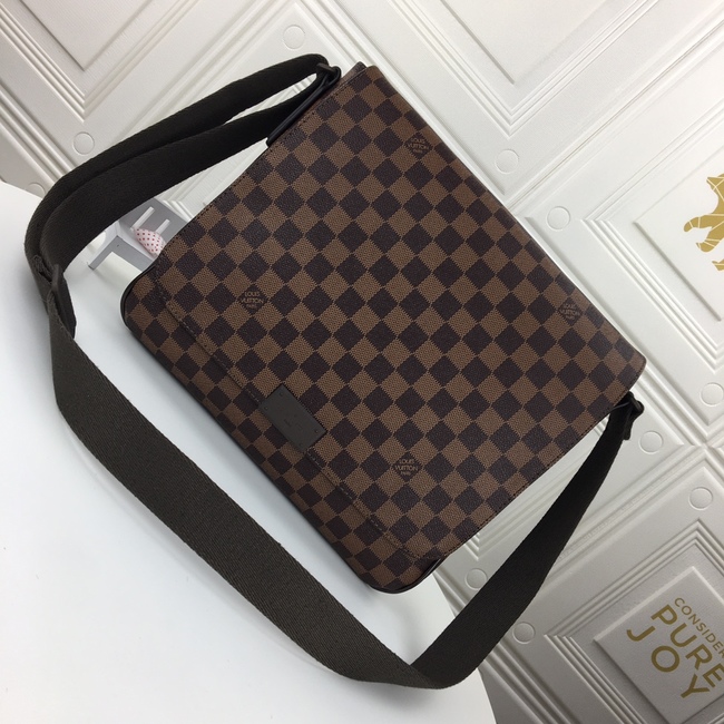 Louis Vuitton District Medium Tote Code: 41212