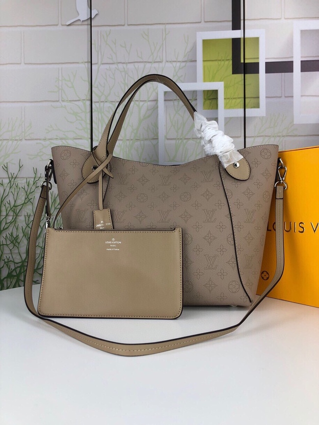 Louis Vuitton Hina Handbag Code: M54354/