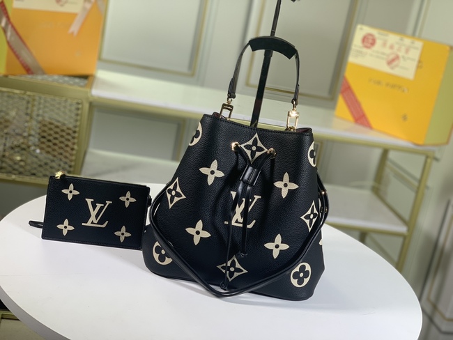 Louis Vuitton Crossbody Bag Code: M56886