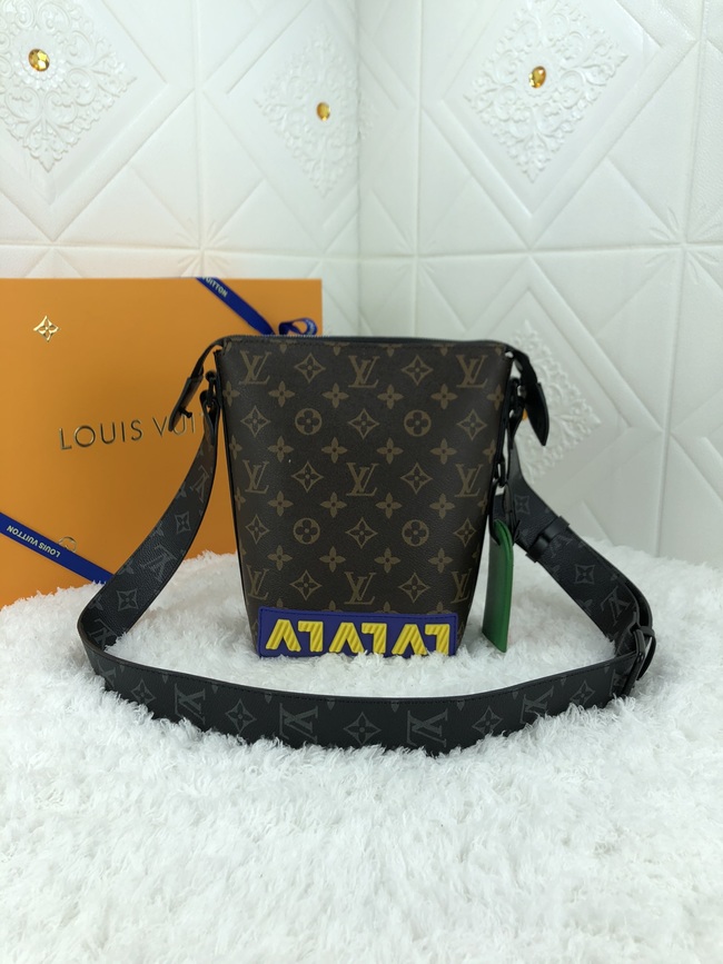 Louis Vuitton Cruiser Messenger Bag Code: M57966