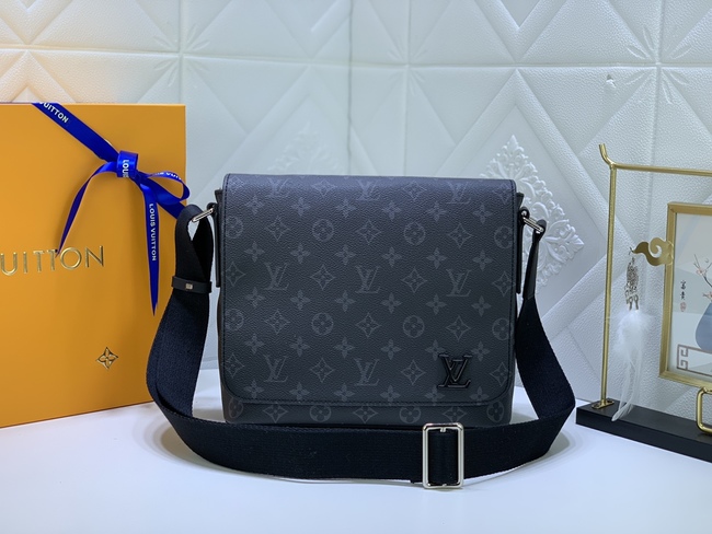 Louis Vuitton District Medium Tote Code: M44001/M44000