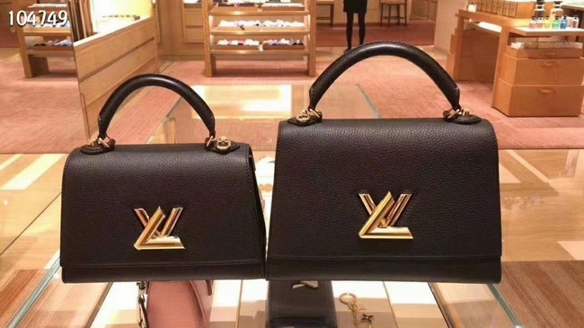 Louis Vuitton Twist One Handle Small Bag Code: M57584粉色m57093黑色m57897焦糖色m57096玫红m57214灰色m57090