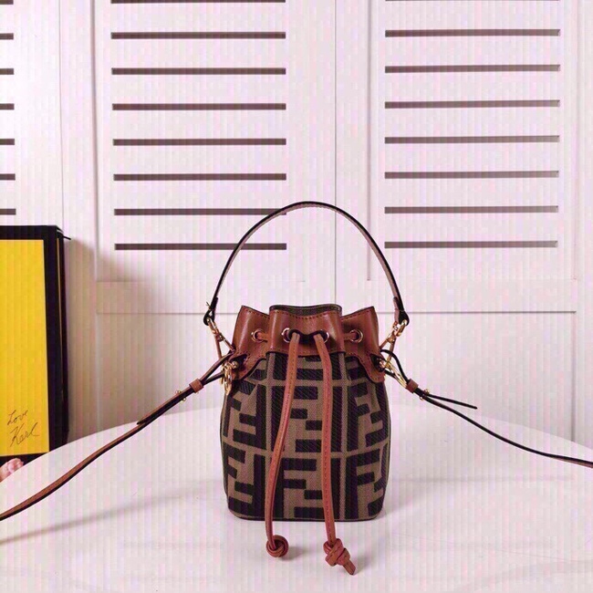 Fendi Crossbody Bag Code: F0158