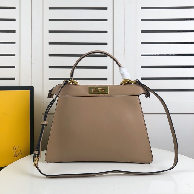 Fendi Peekaboo Iseeu Medium Bag Code:2021