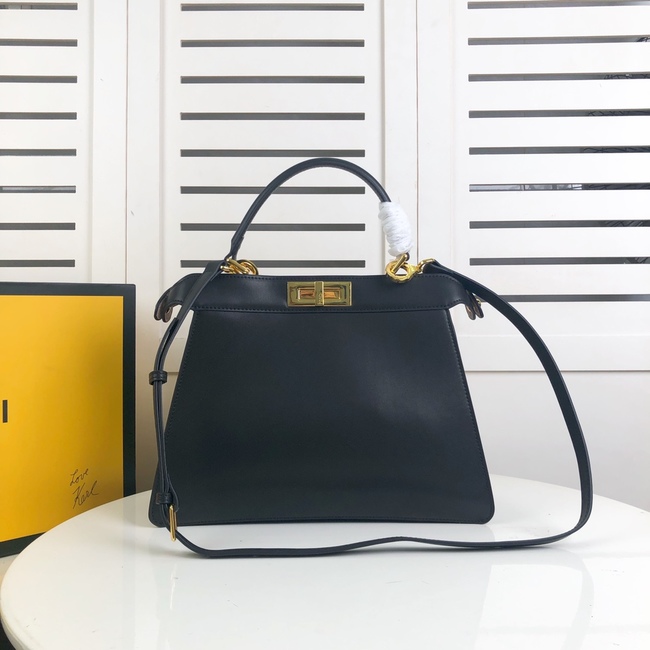 Fendi Peekaboo Iseeu Medium Bag Code:2021