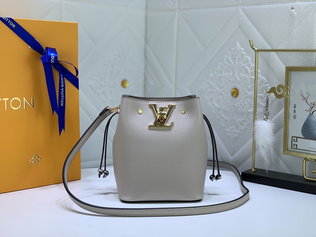 Louis Vuitton Nano Lockme Bucket Handbags Code: M68709