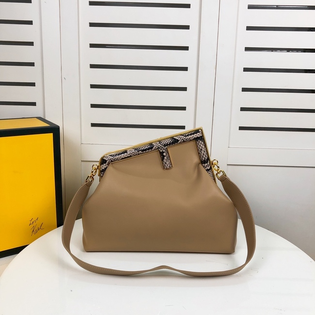 Fendi Cowhide Crossbody Bag Code: 833#/832#