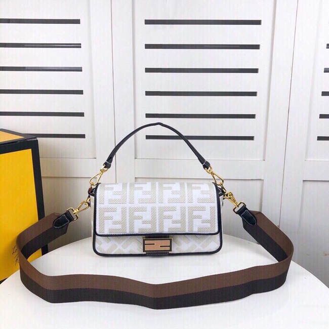 Fendi Crossbody Bag Code: F0159