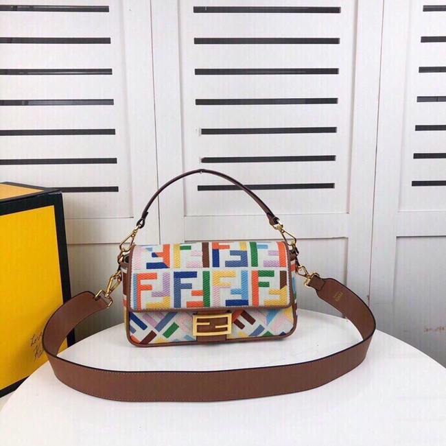 Fendi Crossbody Bag Code: F0159