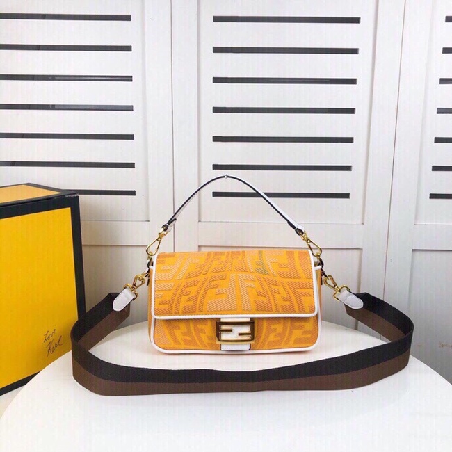 Fendi Crossbody Bag Code: F0159