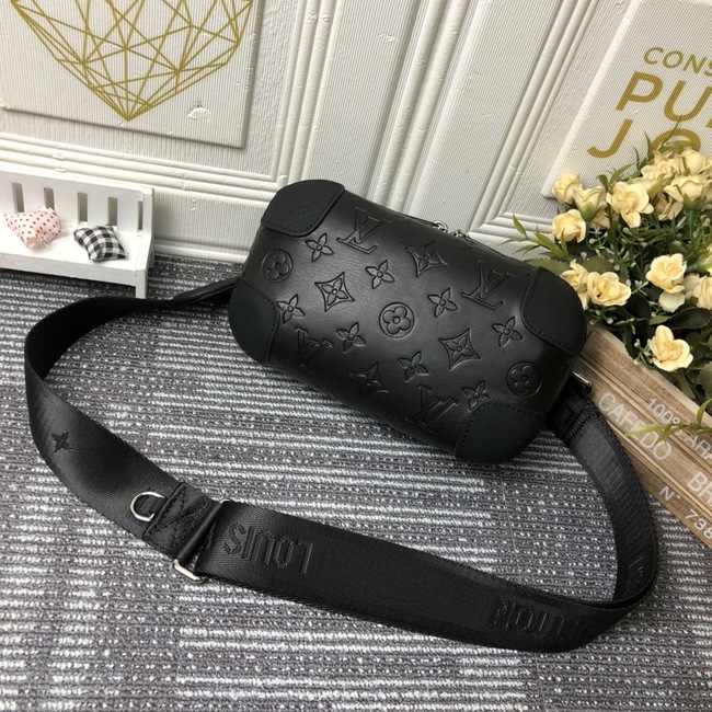 Louis Vuitton Horizon Clutch Bag Code: M45579/M20439