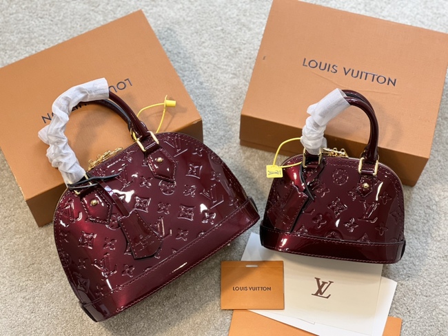 Louis Vuitton Squire Bag Travel Bag
