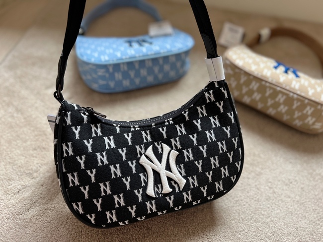 Mlb New Armpit Bag