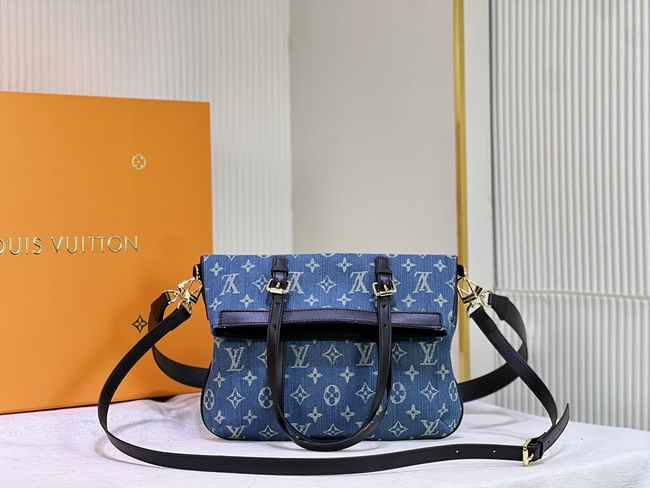 Louis Vuitton Crossbody Bag Code: M20518
