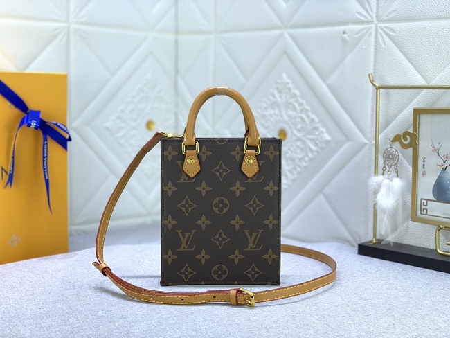 Louis Vuitton Petit Sac Plat Bag Code: M81295/M69442