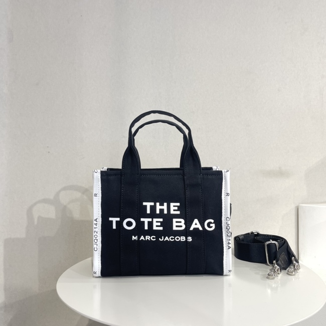 Marc Jacobs The Traveler Tote Bag