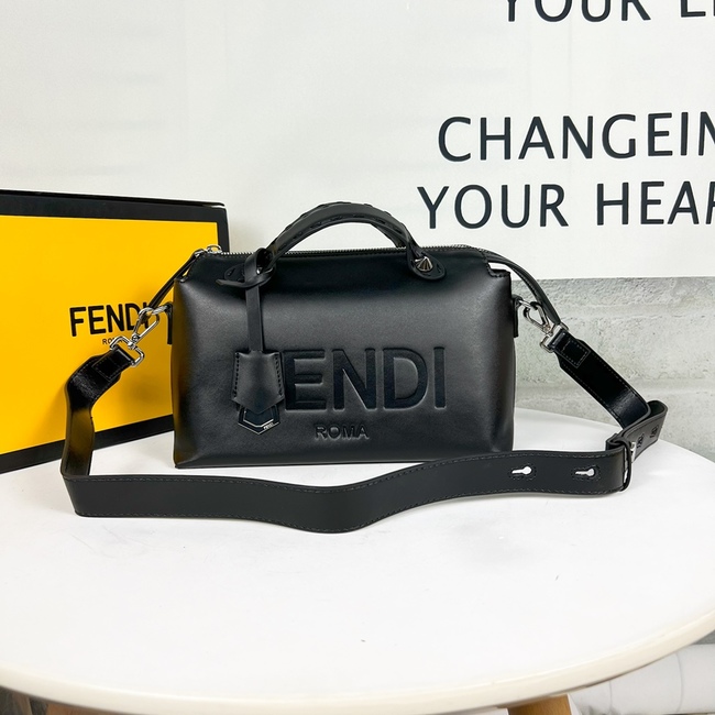 Fendi Crossbody Bag Code:6011