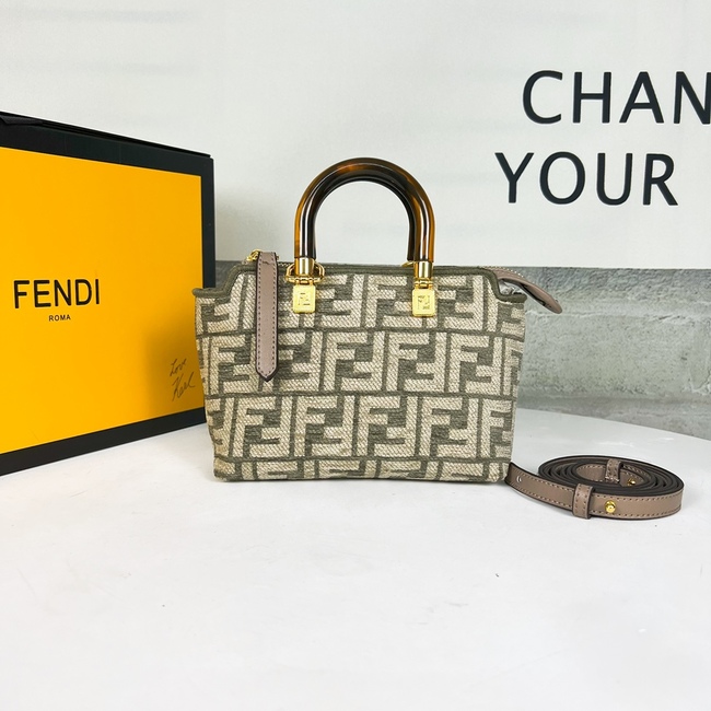 Fendi Crossbody Bag Code:6013