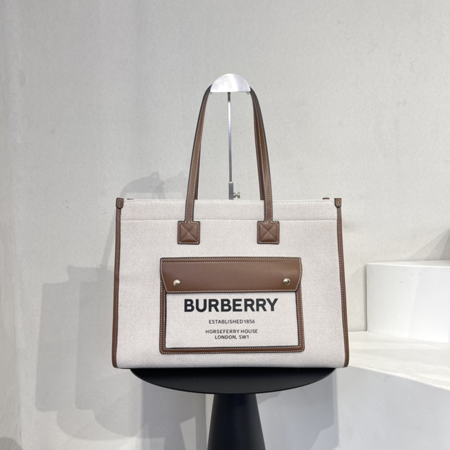 Burberry Shopping Bag