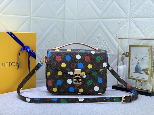 Louis Vuitton Pochette Métis Bag Code: M46384/40780