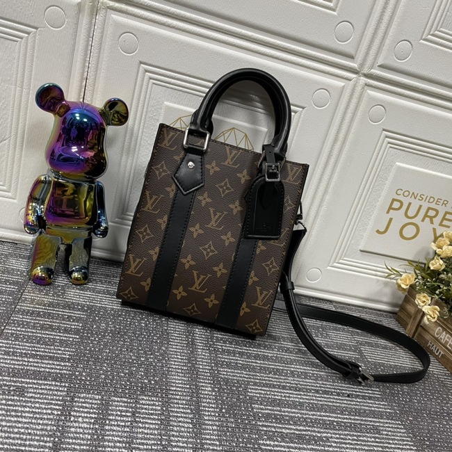 Louis Vuitton Sac Plat Series Code: M46453