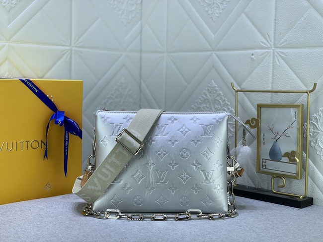 Louis Vuitton Coussin Small Bag Code: M57790/黑色/M57792大红/M57793白色/M57936/绿色/M57913/银色m58699浅蓝m59278金色m57791土黄/M59276玫瑰粉m59275枣红/M59277焦糖
