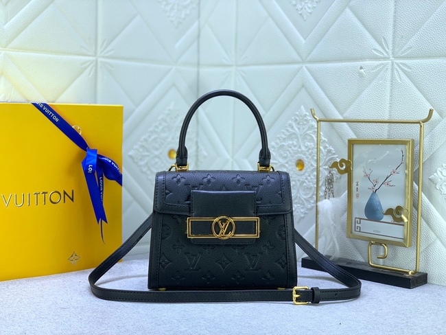 Louis Vuitton Pochette Metis Handbag Code: M43561/M46751