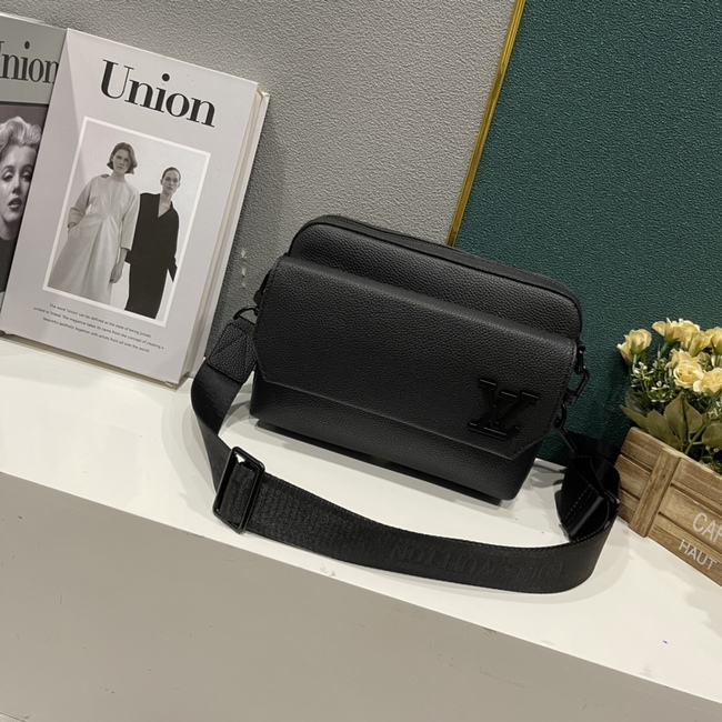 Louis Vuitton The Latest Fastline Messenger Bag Code: M22482/M22611