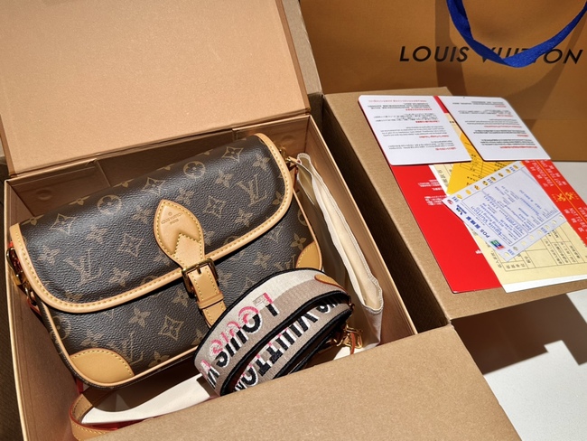 Louis Vuitton Diane Baguette Bag