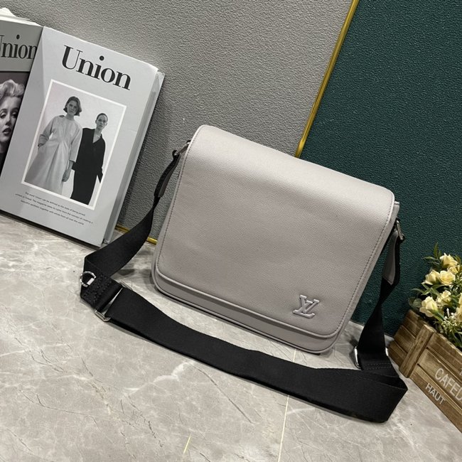 Louis Vuitton District Small Messenger Bag Code: M46255 23785 42711 42710 45272