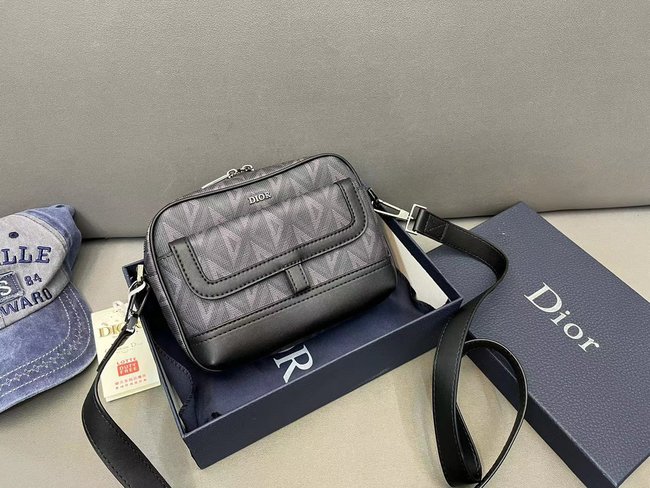 Dior Diamond Flap Messenger Bag 