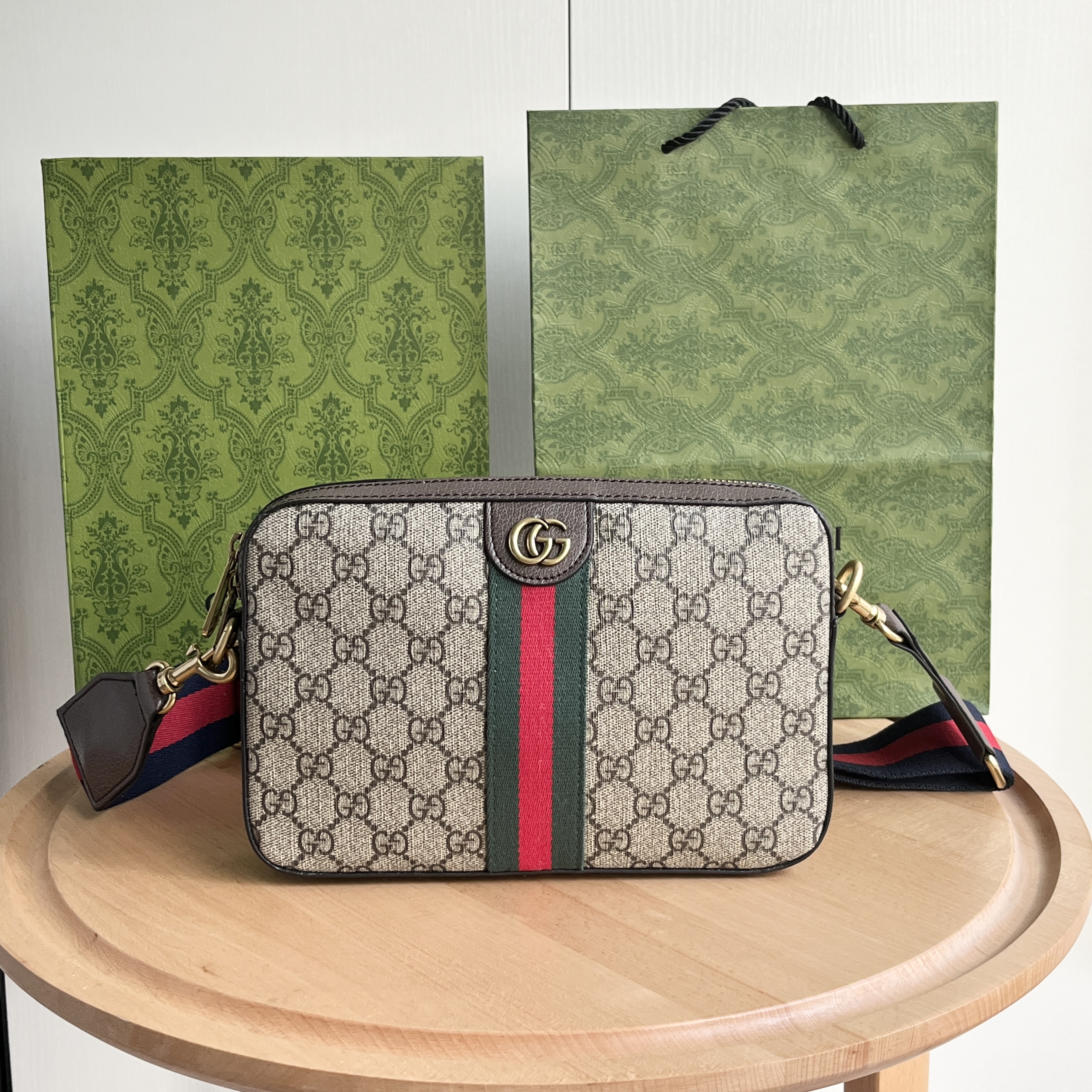 Gucci Ophidia Series Shoulder Bag Code: 699439