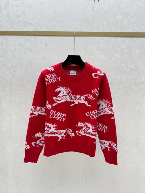 Burberry Dynamic Warhorse Round Neck Knit Long Sleeve in Tri-Color Scheme