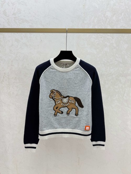 Hermes Contrasting Red and Royal Blue Pony Round Neck Knit Long Sleeve