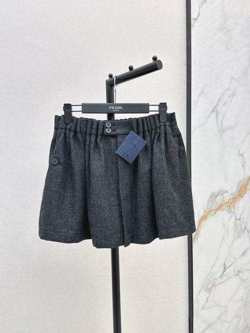 Prada Exclusive Gray Mini Skirt with Wool Fabric and Pleated Waist