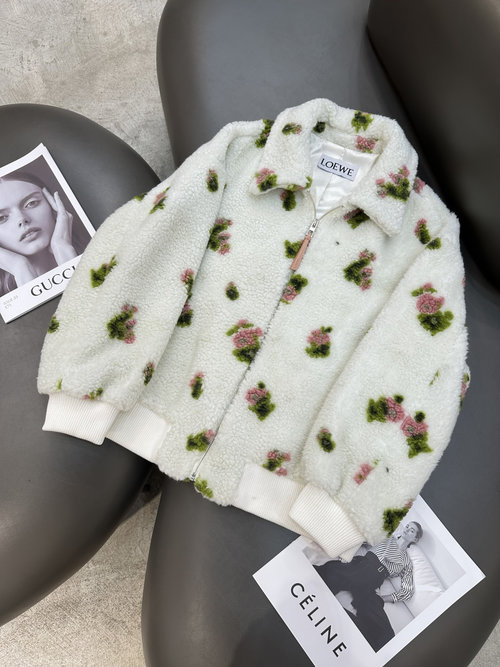 Loewe Newly Released Jacquard Fleece Jacket with Three-Dimensional Flower Pattern