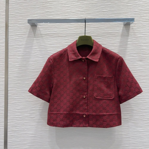 Gucci High-End Custom-Fabric Garment with Perfect Fit and Vintage Appeal