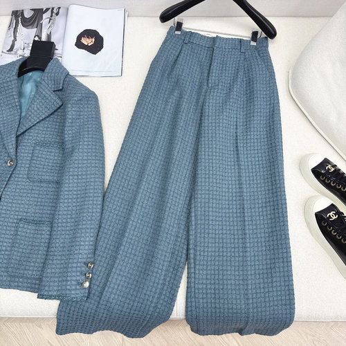 Chanel Checked Tweed Straight-Leg Trousers with Luxury Weave and Silver Trim