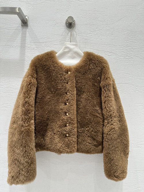 Celine Exclusive Imported Fur Short Jacket with Classic Round Collar in H Style