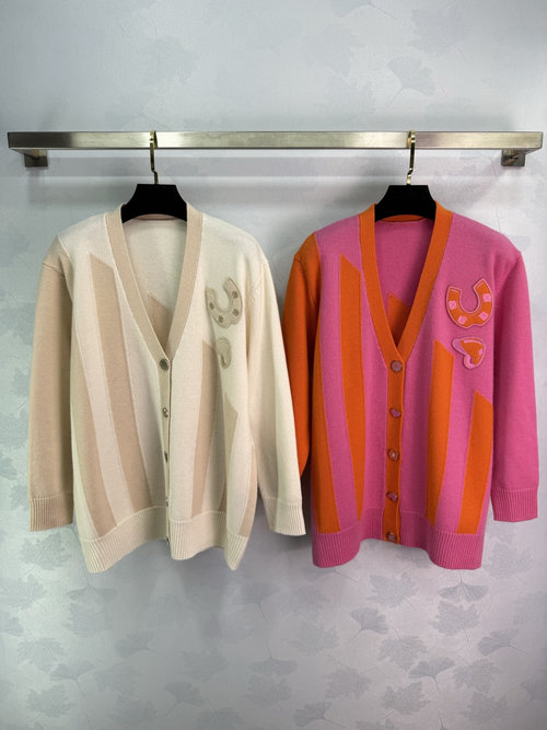 Hermes Equestrian - Themed Oversized Knit Cardigan with Horse Motif Embroidery