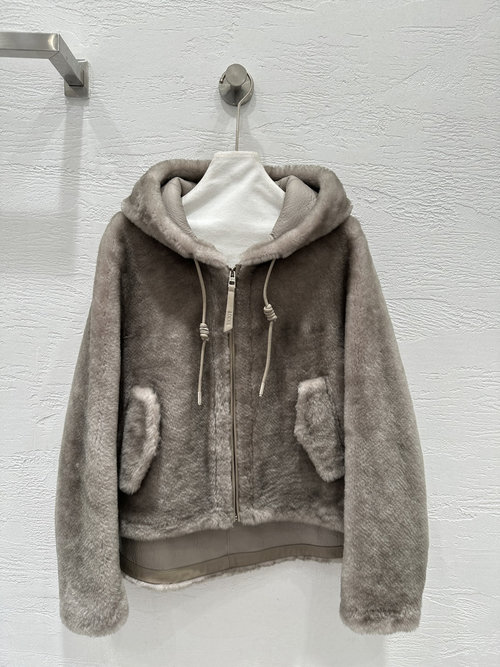Loewe Exclusive High-Quality Merino Wool Fur-Out Jacket with Zipper Closure