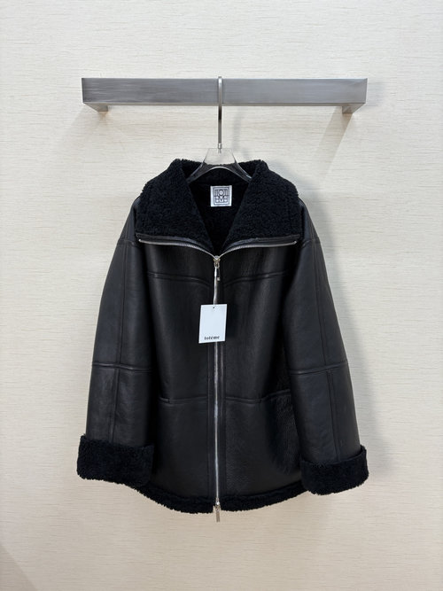 Loewe Newly Introduced Short Imported Fur-Trimmed Apparel, Authentic Photos