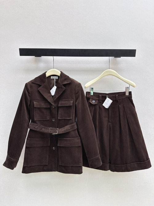 Brunello Cucinelli Classic Vintage Corduroy Jacket with Quilted Diamond Stitch