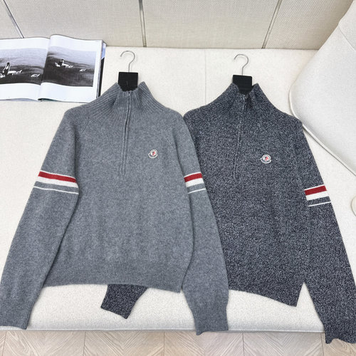 Moncler Versatile Half-Open Knit Sweater in a Sophisticated Style